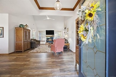 Beautiful Waterview Home in Gated Community Avalon Bay with Boat - photo 4