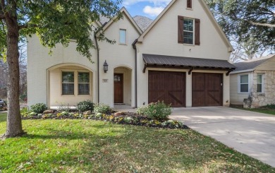 Lake Home For Sale in Dallas, Texas