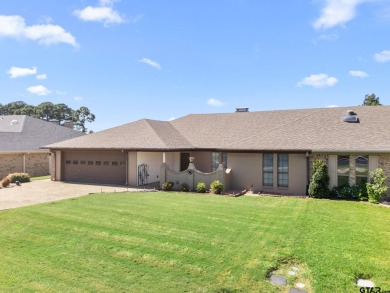 Lake Townhome/Townhouse For Sale in Bullard, Texas