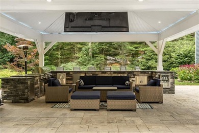 This 4-bedroom Colonial in *The Glen* offers the perfect balance - photo 6
