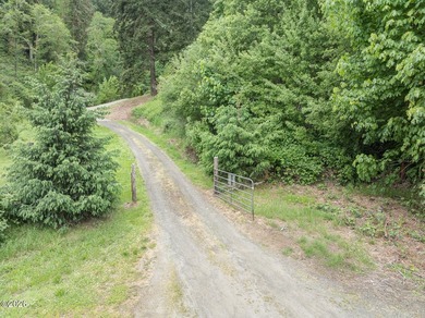 Tucked into the peaceful coastal foothills of Tidewater, this - photo 30