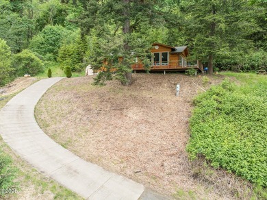 Tucked into the peaceful coastal foothills of Tidewater, this - photo 31
