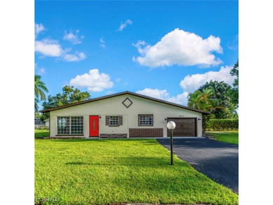 Caloosahatchee River Home For Sale in Fort Myers Florida