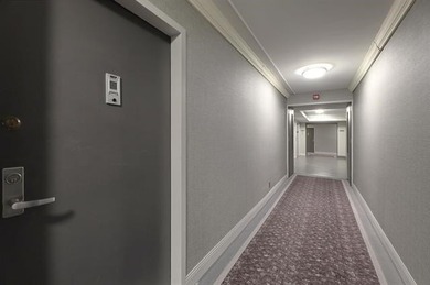 Large Studio on Boulevard East with beautiful River Views Approx - photo 4