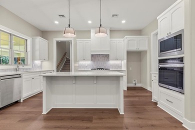 Come tour this gorgeous luxury home, built by J.B. Crawford - photo 8