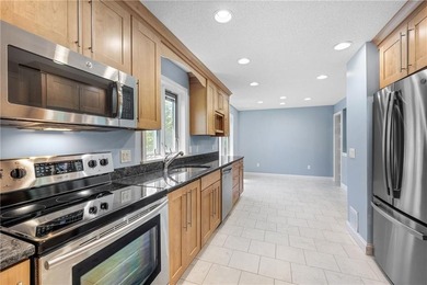 Welcome home to Shadow Farm, one of the area's most desirable - photo 8