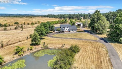 Fern Ridge Lake Home For Sale in Eugene Oregon