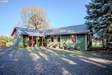 (private lake, pond, coastal) Home For Sale in Yamhill Oregon