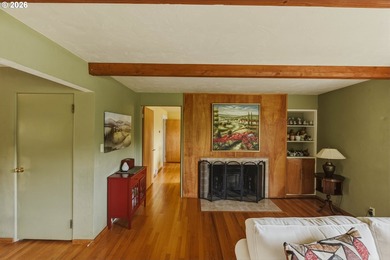 Meticulously maintained Mingus Park home situated on a large - photo 14