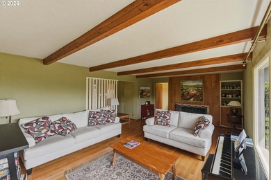Meticulously maintained Mingus Park home situated on a large - photo 15