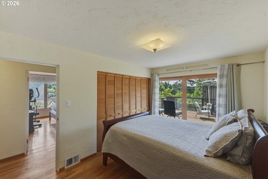 Meticulously maintained Mingus Park home situated on a large - photo 21