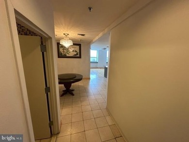 Price reduced to sell! Move in condition! Welcome to Grandview - photo 3