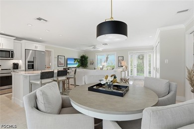 Instantly feel at home in this timelessly designed - photo 7