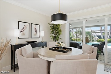 Instantly feel at home in this timelessly designed - photo 8