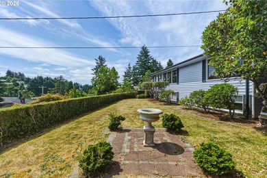 Meticulously maintained Mingus Park home situated on a large - photo 40