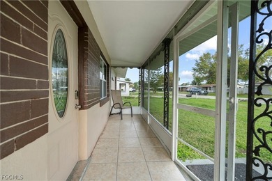 Welcome to this well-maintained home in North Fort Myers - photo 4