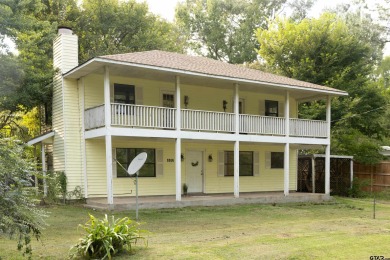 Lake Palestine Home For Sale in Chandler Texas