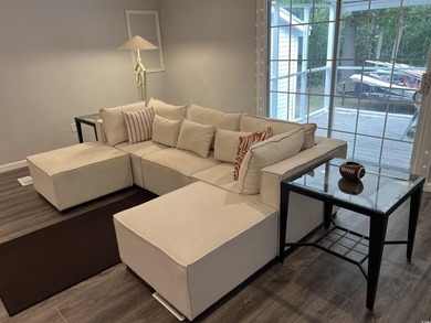Quiet Living in Conway Plantation- a Community which offers a - photo 4