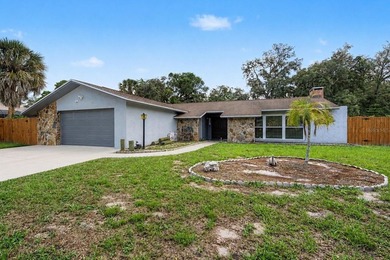 Poolside Living Meets Prime Location! This beautifully - photo 3