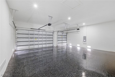 Welcome to this spectacular newly built house, were modern - photo 6