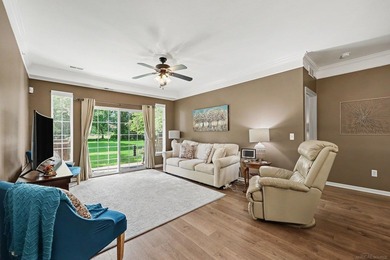 Welcome home to easy, maintenance-free living in this - photo 3