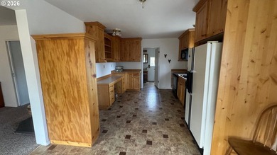 Here is your opportunity to own a breathtaking piece of - photo 31