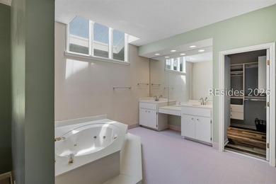 Looking for a Second Home Just 30 Minutes by Boat from Hilton - photo 32