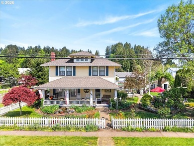 Step into a quintessential slice of Oregon history with this - photo 3
