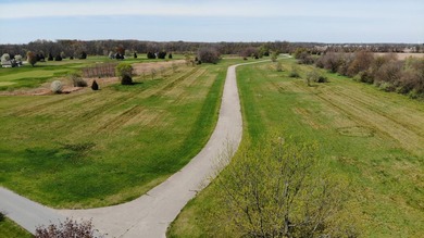 Presenting the 119 buildable lots available off scenic Lake - photo 2