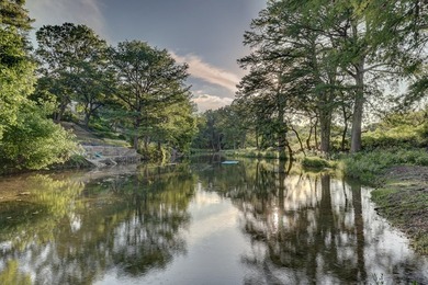 River Road is one of the most sought after areas of historic - photo 2