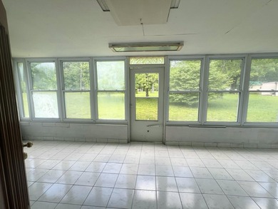 One-of-a-Kind Lake Area Retreat with Room for Everyone! Located - photo 2
