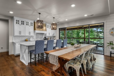 Smith Lake - Custom-built home with 5 beds, 4 baths + bunk room - photo 13