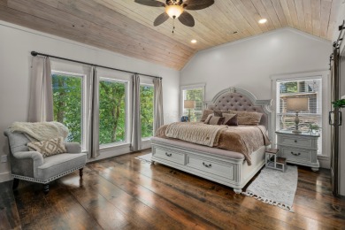 Smith Lake - Custom-built home with 5 beds, 4 baths + bunk room - photo 17