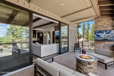 Experience luxury Mountain living in this exceptionally - photo 24