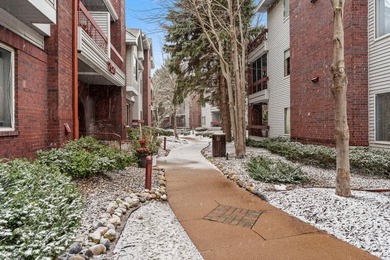 Experience maintenance-free living in this stunning, west-facing - photo 25