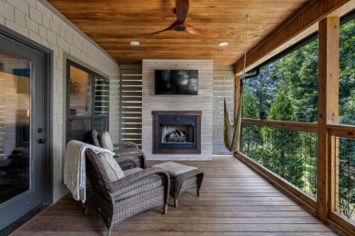 Smith Lake - Custom-built home with 5 beds, 4 baths + bunk room - photo 27