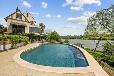 This classic 1928 Tudor Revival estate, within the Kingston Pike - photo 35