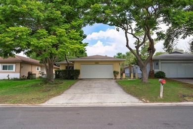 ATTENTION BUYERS! Welcome to this spacious 2-bedroom, 2-bathroom - photo 35