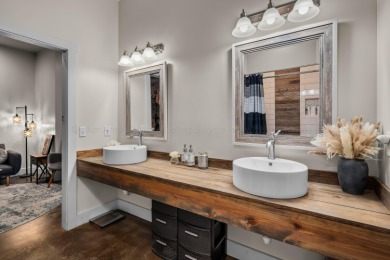 Smith Lake - Custom-built home with 5 beds, 4 baths + bunk room - photo 39