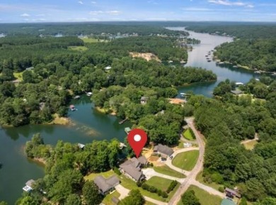Smith Lake - Custom-built home with 5 beds, 4 baths + bunk room - photo 44