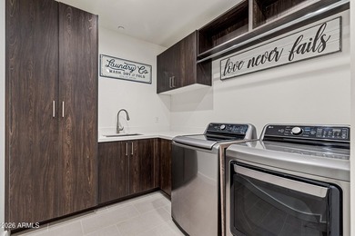 Experience luxury Mountain living in this exceptionally - photo 45