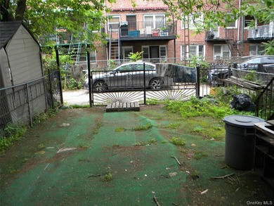 PROPERTY IS BEING SOLD AS IS-WITH TENANTS. THIS IS A COURT - photo 4