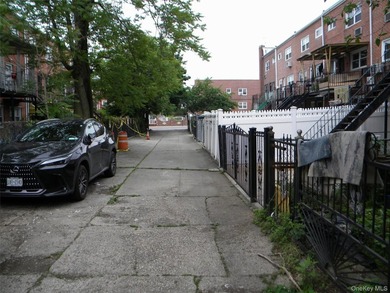 PROPERTY IS BEING SOLD AS IS-WITH TENANTS. THIS IS A COURT - photo 7