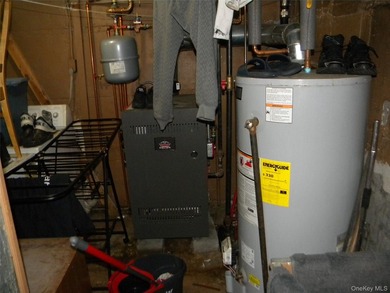 PROPERTY IS BEING SOLD AS IS-WITH TENANTS. THIS IS A COURT - photo 8