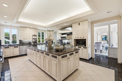 Custom-built luxury estate set on an extraordinary park-like - photo 10