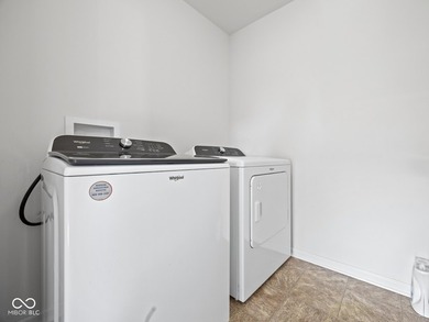 Welcome home to this beautifully maintained 4-bedroom, 2.5-bath - photo 32