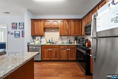 22 Ave At Port Imperial 204 - photo 6