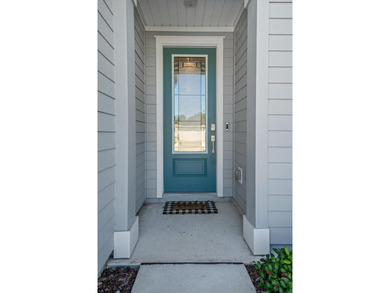 Welcome home to this beautiful 3-bedroom, 2-bath residence - photo 3