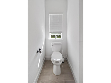 Welcome home to this beautiful 3-bedroom, 2-bath residence - photo 7