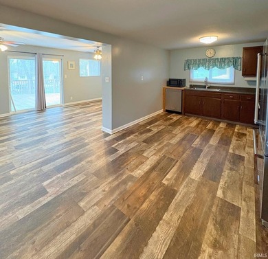 SKI on 653 acre ALL-SPORTS WEBSTER LAKE! Beautiful and recently - photo 8